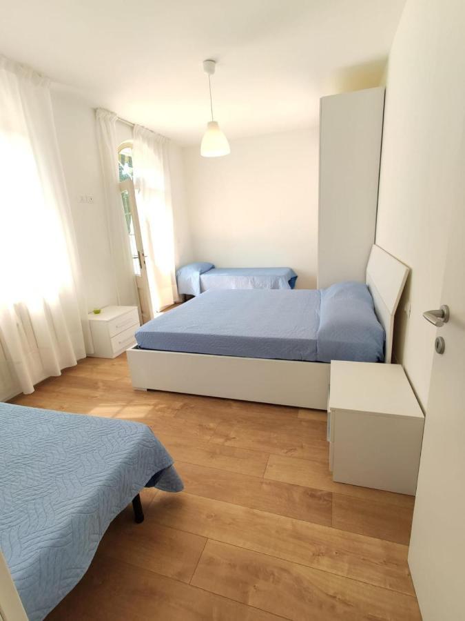 Villa De Mari Lido di Jesolo Bagian luar foto